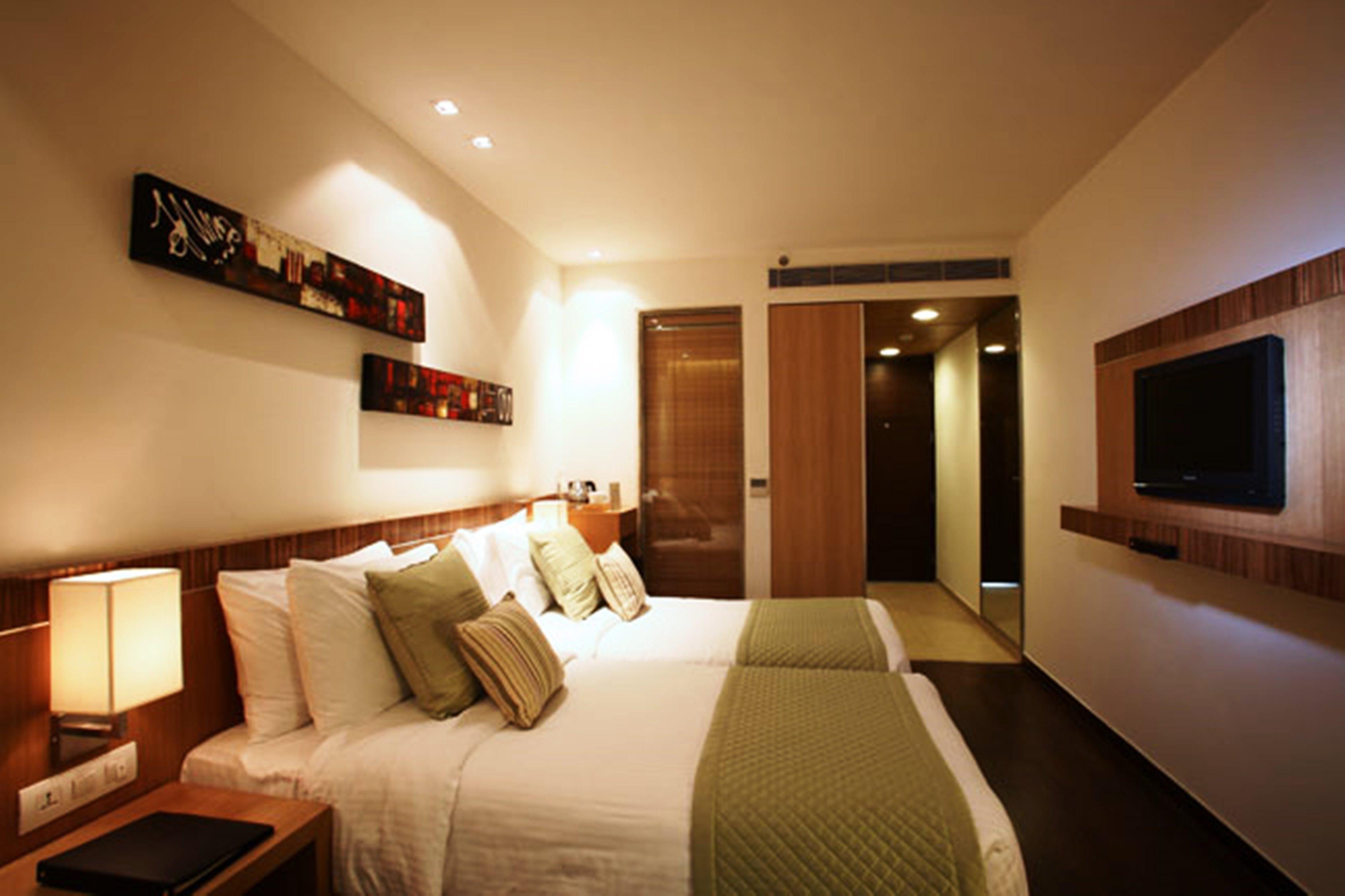 Shervani Nehru Place 4*